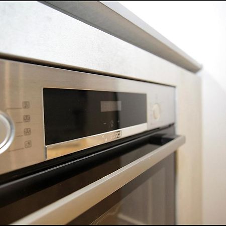 Mnitri Apartment Luton  Kültér fotó