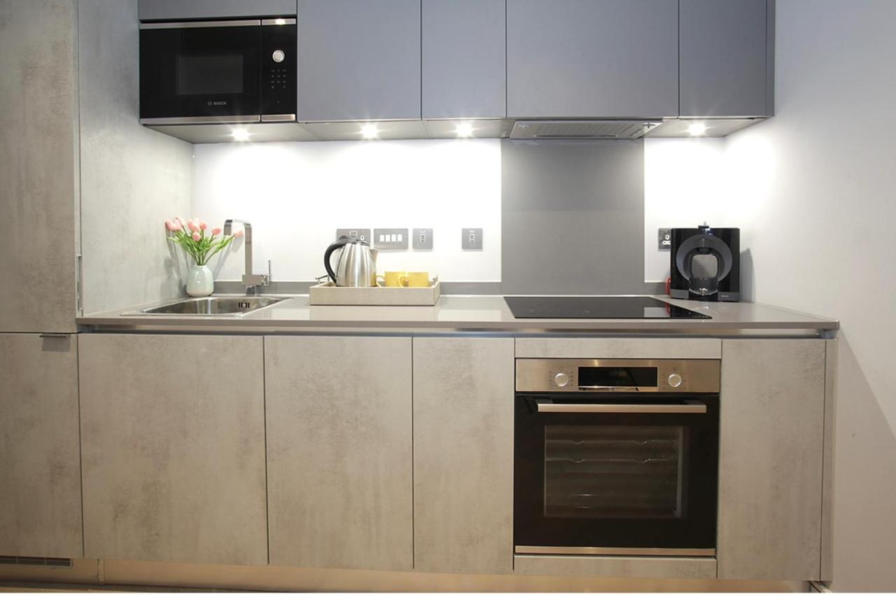 Mnitri Apartment Luton  Kültér fotó